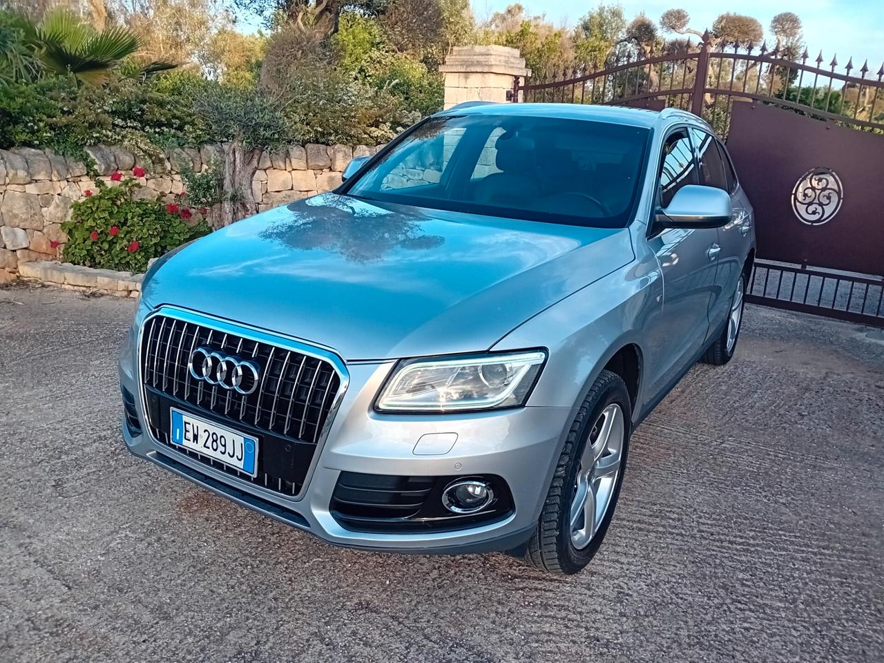 Audi Q5 2.0 TDI 177 CV quattro Sline