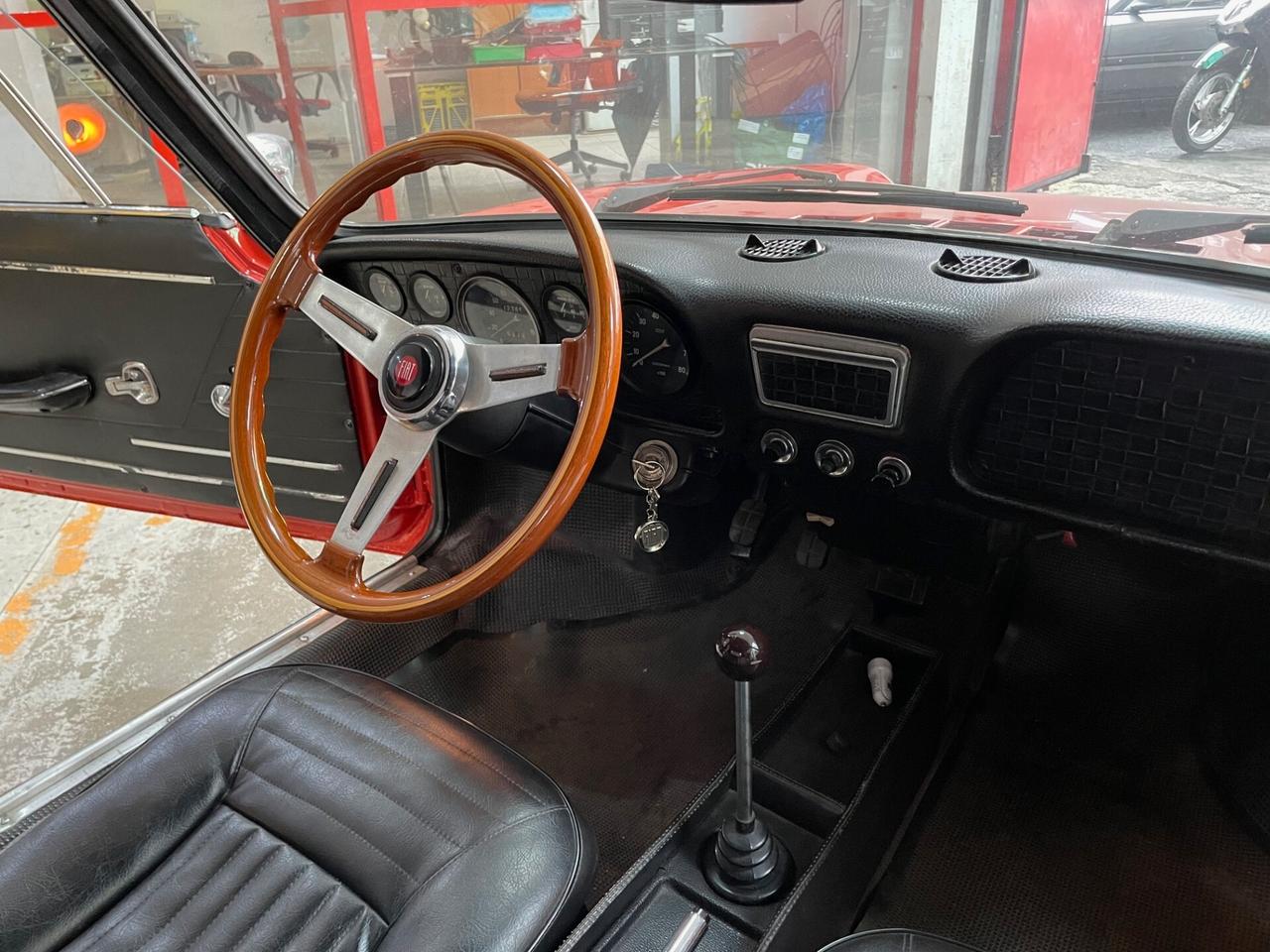 Fiat 850 Sport Spider 2ª serie