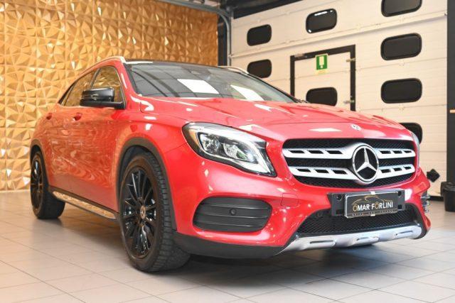 MERCEDES-BENZ GLA 200 PREMIUM AMG AUTO TETTO CAM PELLE LED 19"STRAFULL!!