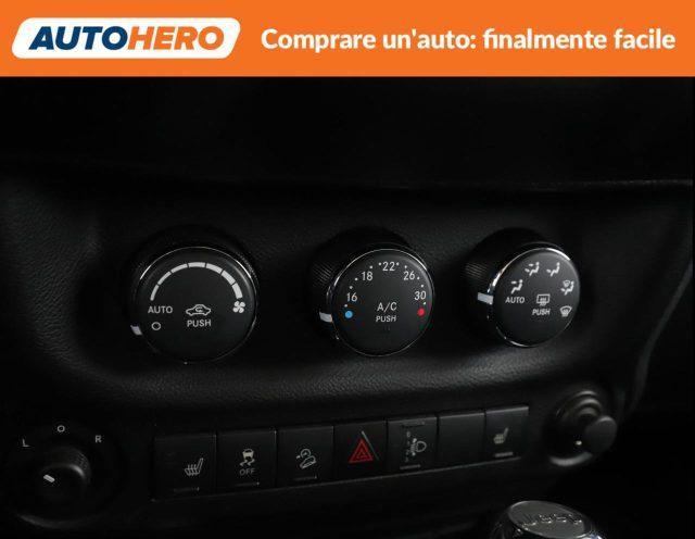 JEEP Wrangler 2.8 CRD DPF Sahara Auto