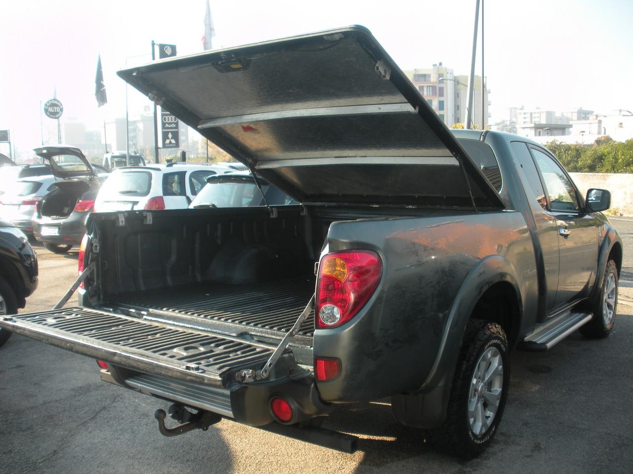 Mitsubishi L200 2.5 DI-D/178cvCV Club Cab INTENSE