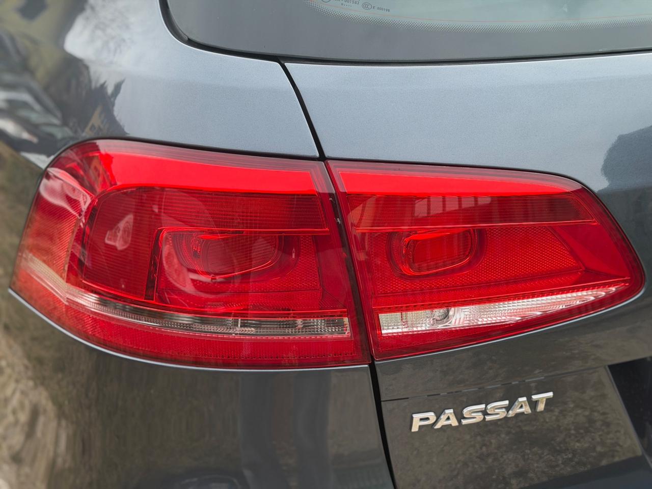 Volkswagen PASSAT VARIANT 1.6 TDI KMCERT GARANZ UNICOPR
