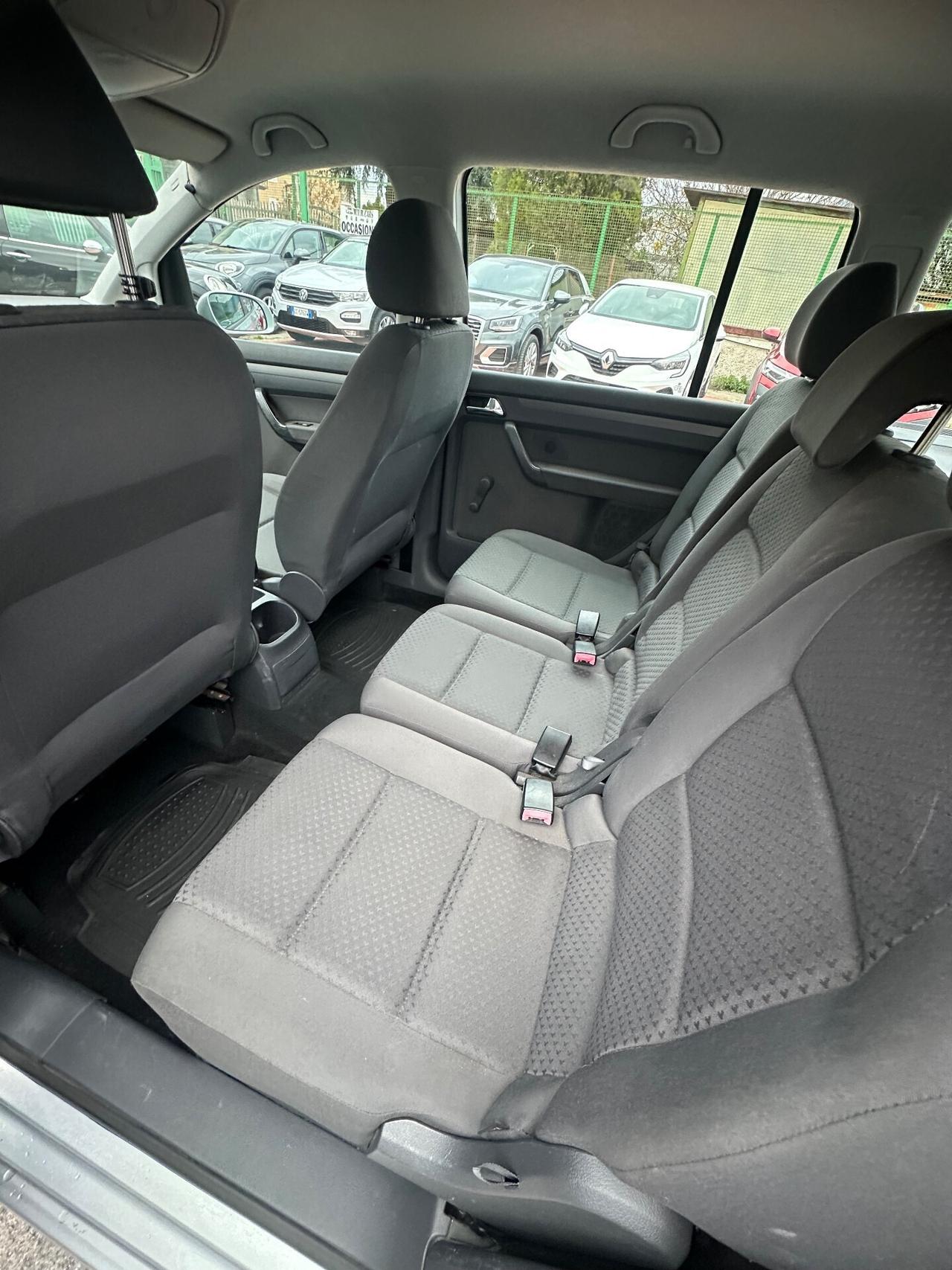 Volkswagen Touran 1.6 Trendline Bifuel G