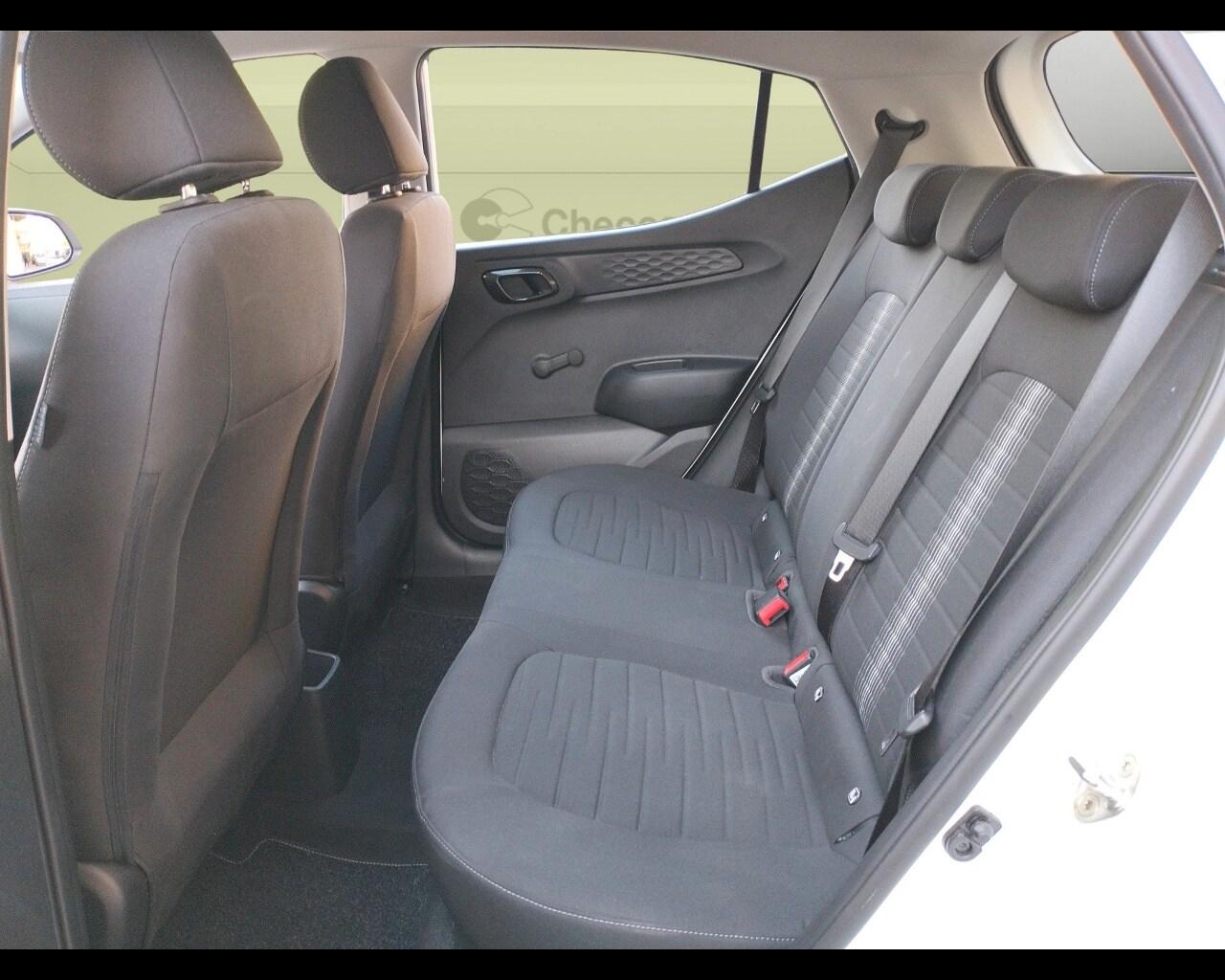HYUNDAI i10 3ª serie i10 1.0 MPI AT Tech