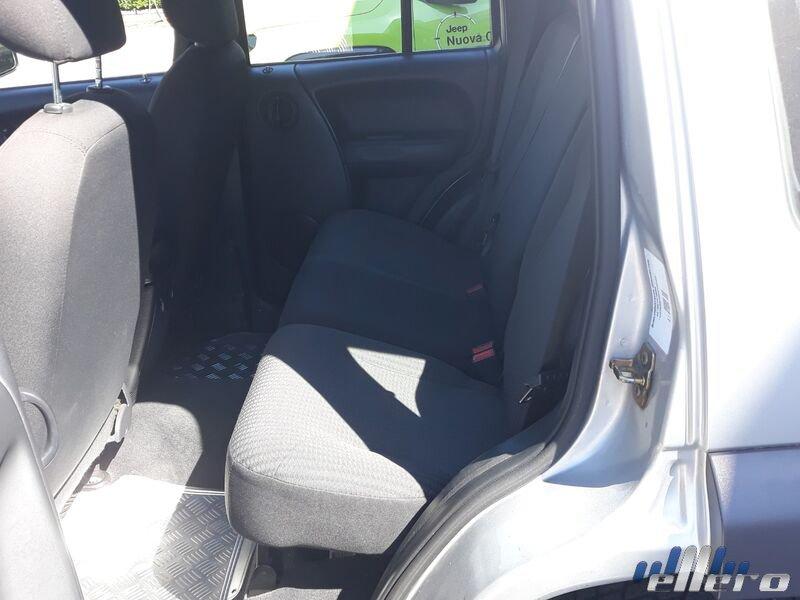 Jeep Cherokee Cherokee 2.5 crd Sport