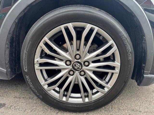 TOYOTA C-HR 1.8 Hybrid E-CVT Black Edition