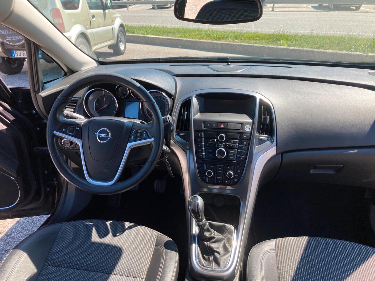 Opel Astra 1.7 CDTI 110CV Sports Tourer Cosmo