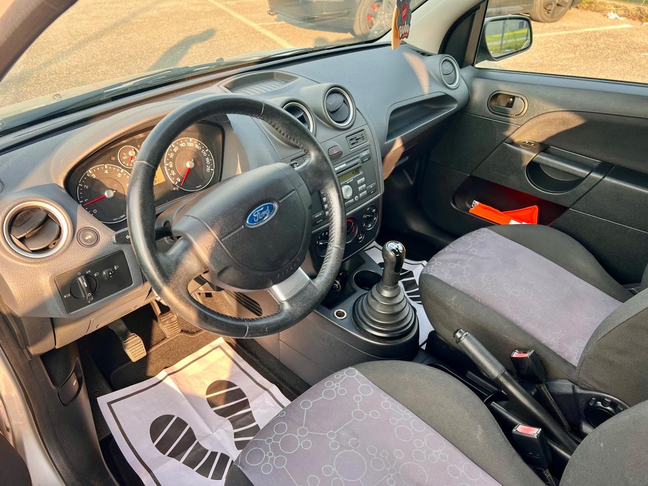 Ford Fiesta 1.2 16V 3p. 86000km + cinghia nuova