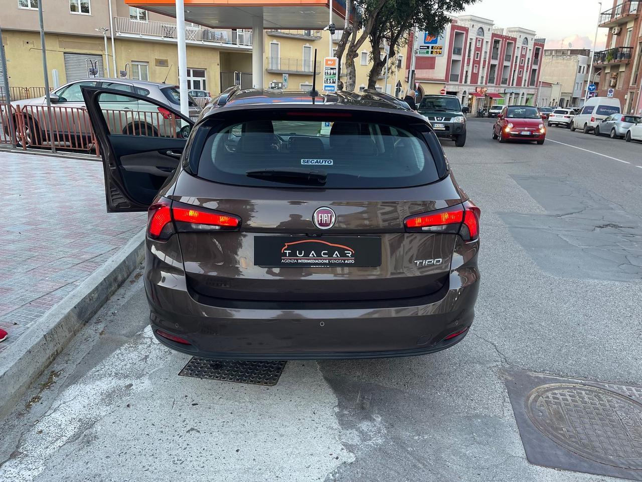 Fiat Tipo 1.6 Multijet Lounge #10180