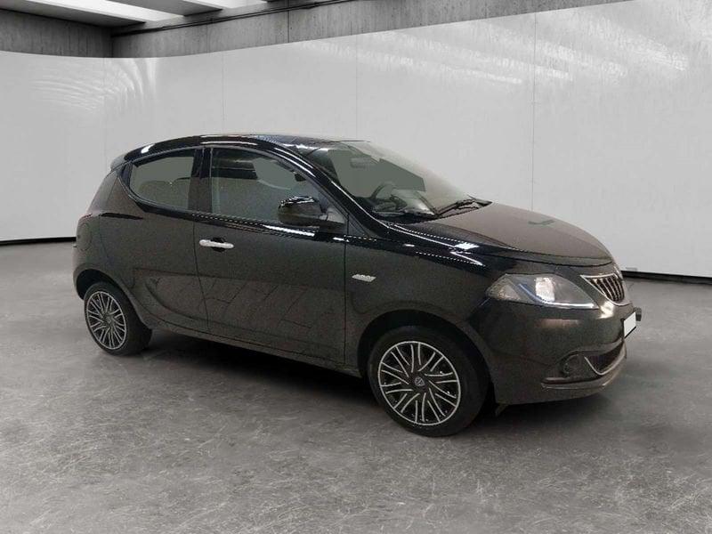 Lancia Ypsilon 1.0 firefly hybrid Gold s&s 70cv 5p.ti