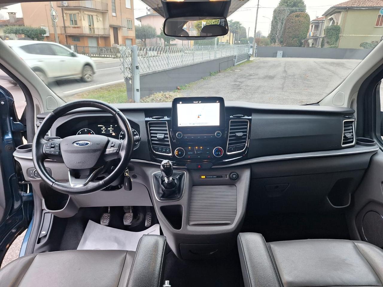 Ford Tourneo Custom AUTOCARRO 6 POSTI PASSO LUNGO 320 2.0 EcoBlue 185CV PL Titanium