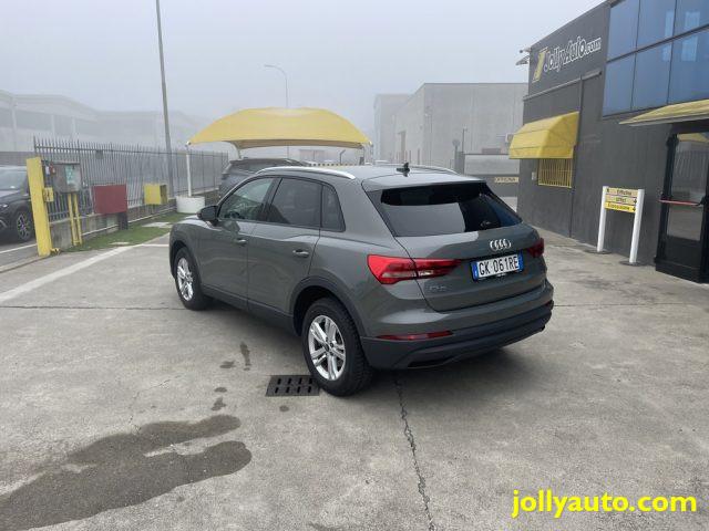 AUDI Q3 45 TFSI e S tronic Business