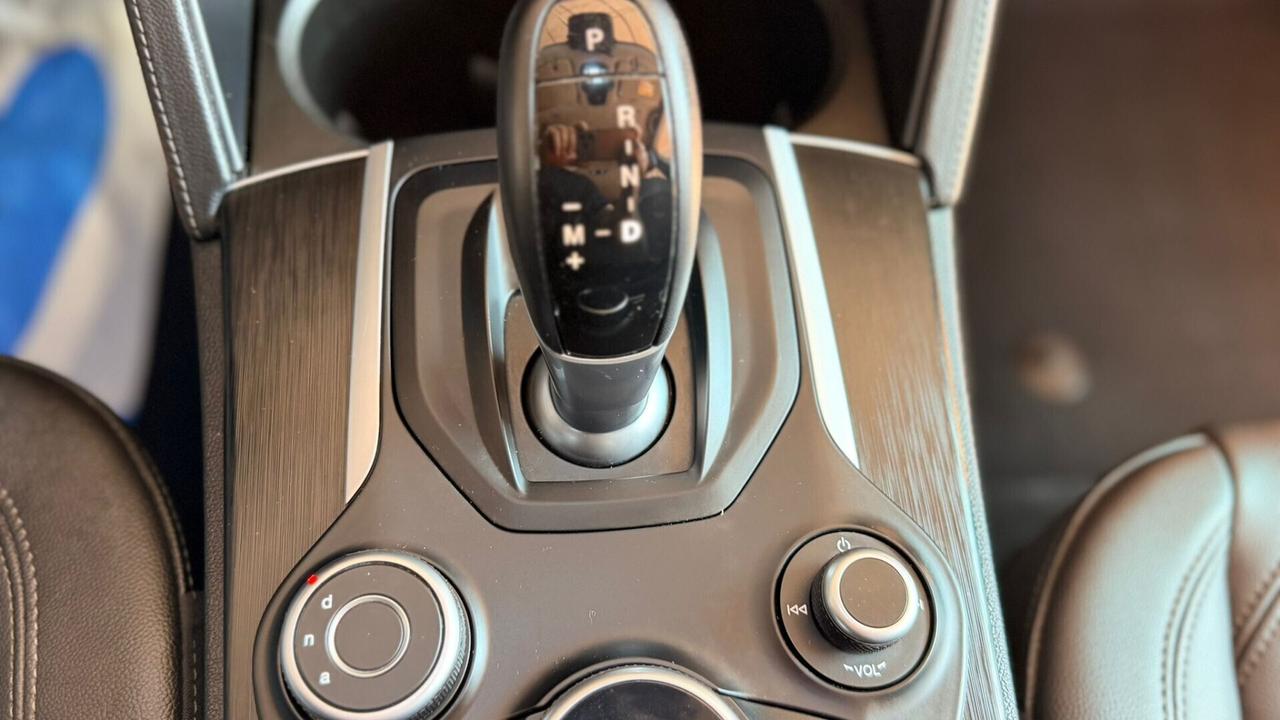 Alfa Romeo Stelvio 2.2 Turbodiesel 210 CV AT8 Q4 S