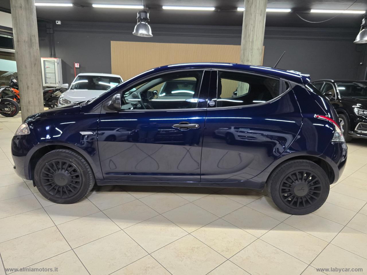 LANCIA Ypsilon 1.0 FireFly 5pS&S Hyb. Eco Silv.