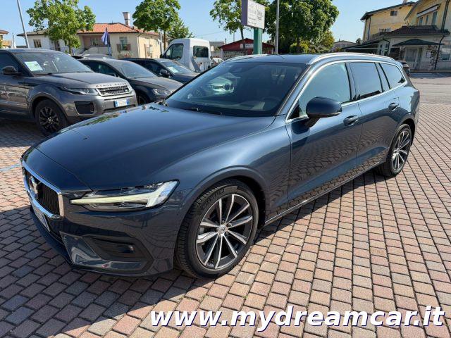 VOLVO V60 B4 (d) 197CV Geartronic Momentum Business Pro