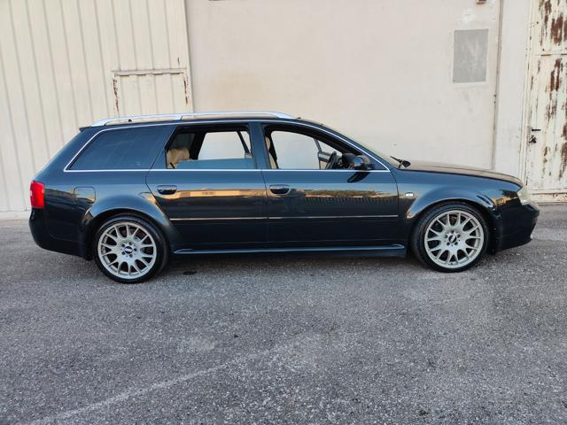 AUDI RS 6 4.2 V8 Biturbo Avant quattro
