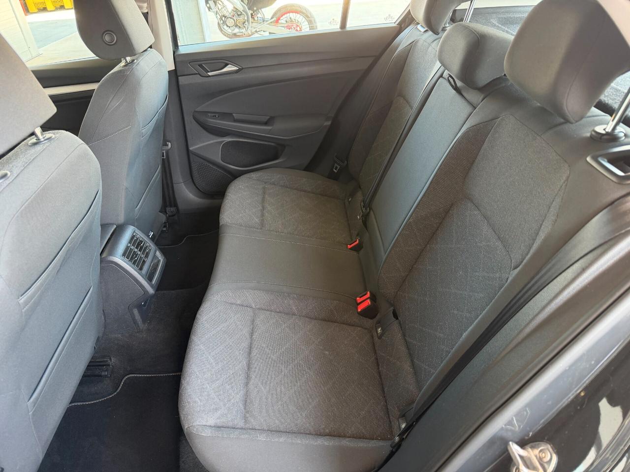 Volkswagen Golf 2.0 TDI 115 CV SCR Life