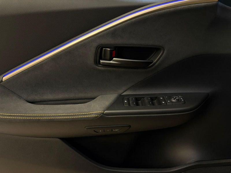 Toyota C-HR 2.0 HV E-CVT Lounge Premiere