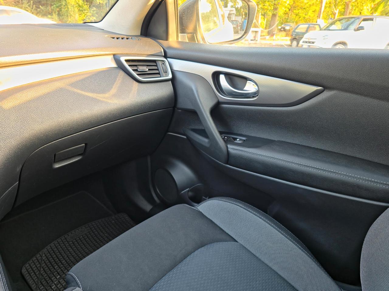 Nissan Qashqai 1.5 dCi N-Connecta CV-116 E6 Manuale NEO 2019