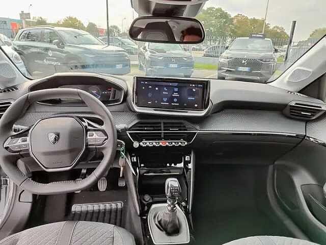 Peugeot 208 1.2 PureTech 100cv ALLURE KM ZERO