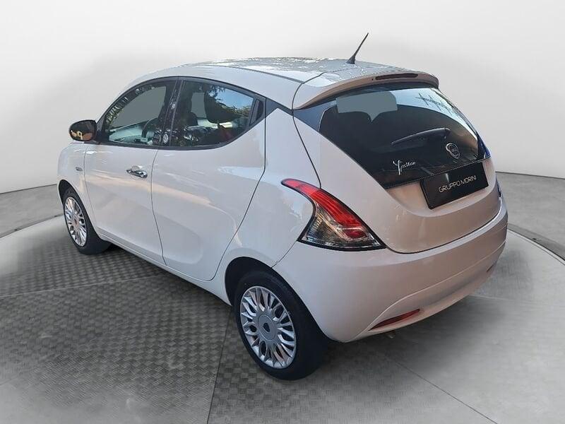 Lancia Ypsilon 1.2 69 CV 5 porte GPL Ecochic Silver