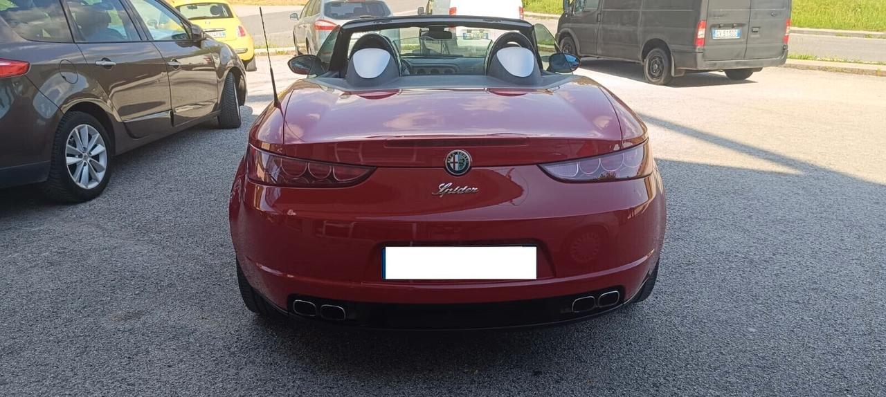 Alfa Romeo Spider 2.2 JTS Exclusive Pininfarina