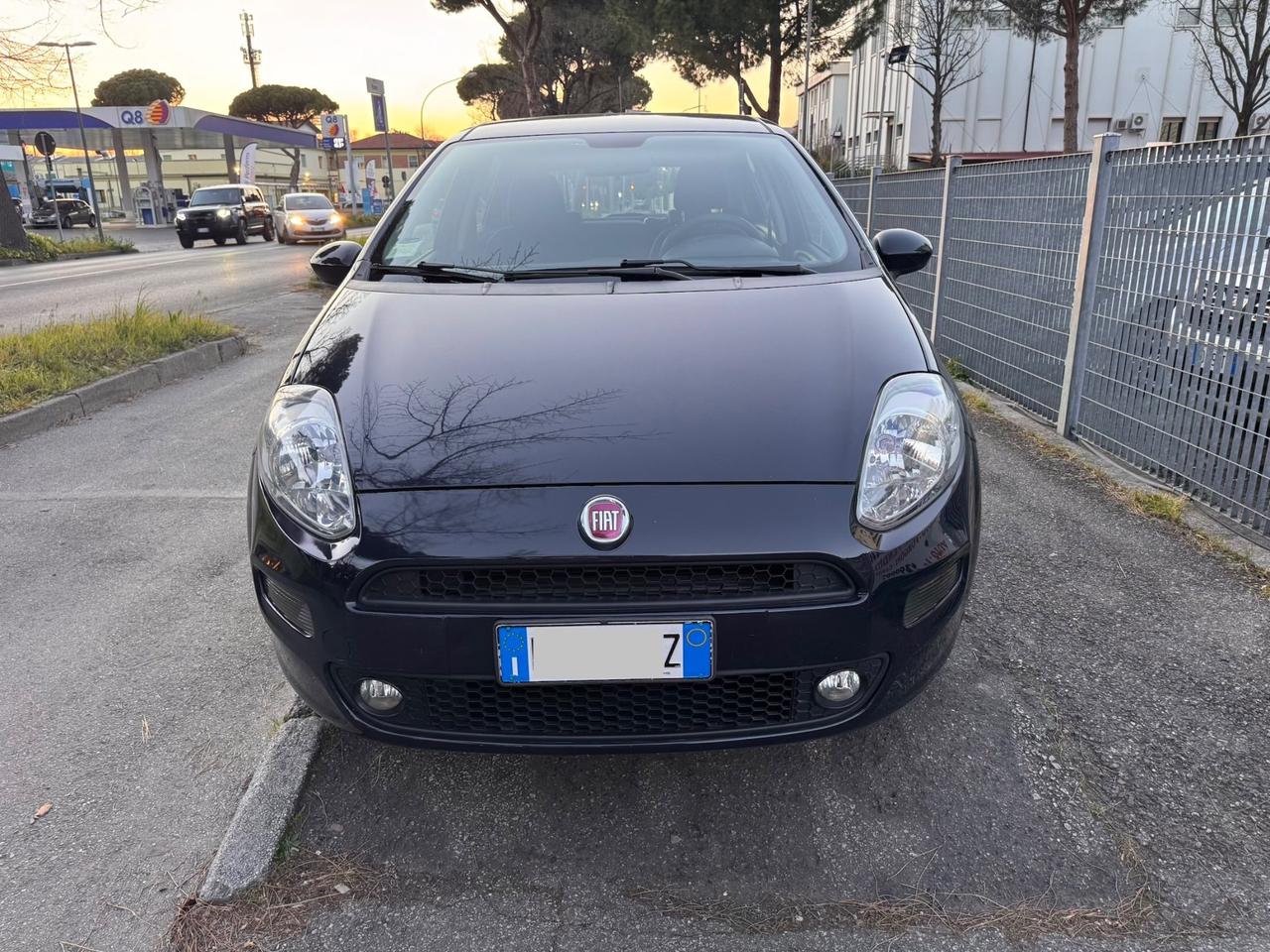 Fiat Punto 1.2 benzina 5P neopaten garanzia 12 mesi
