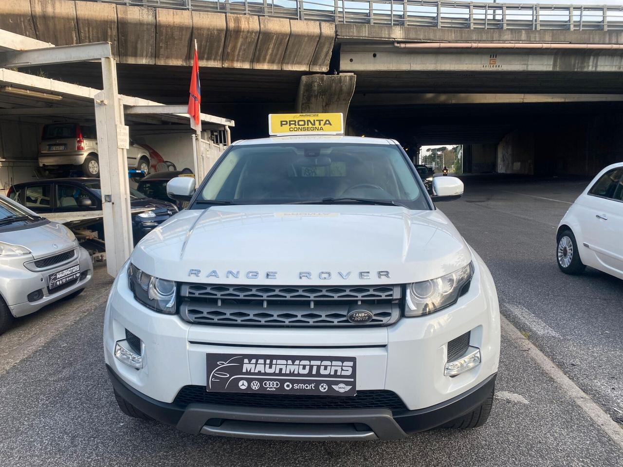 RANGE ROVER EVOQUE 2.2 TD4 5P. PURE - EURO 16.500,00