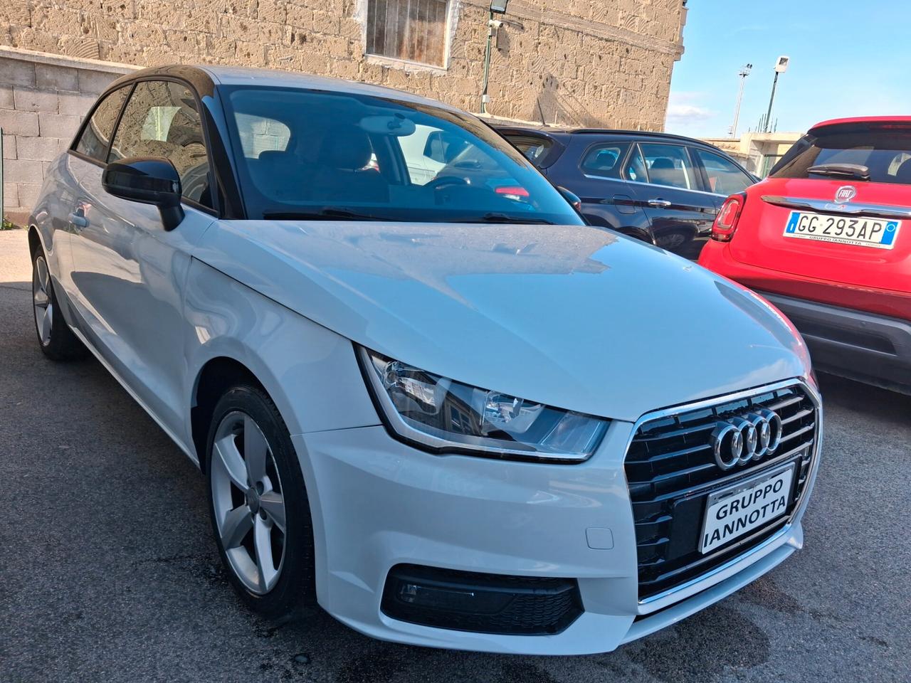 Audi A1 1.4 TDI 90 C.V. ITALIANA CON SOLI KM 77337 NAVIGATORE GARANZIA 12 MESI CERIFICATO DI