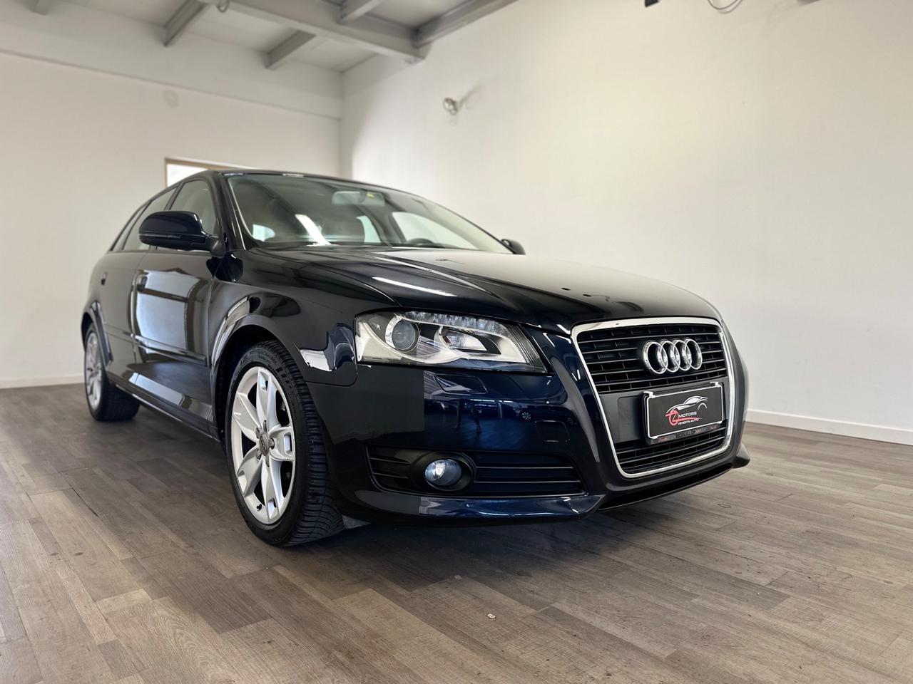 Audi A3 1.6 TDI 105 CV Ambition NEOPATENTATI