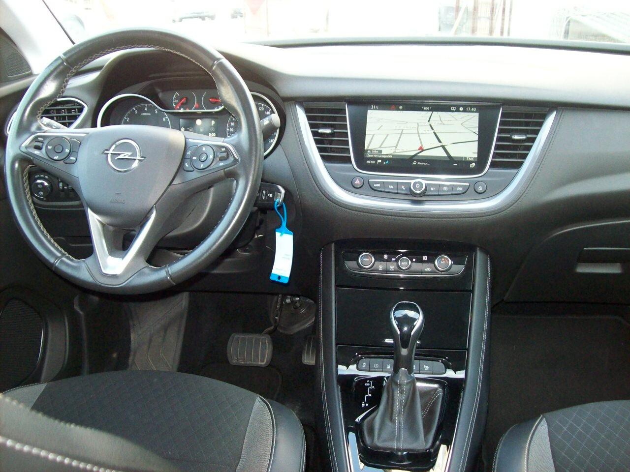 Opel Grandland X 1.5 diesel Ecotec 130CV AT8 Innovation
