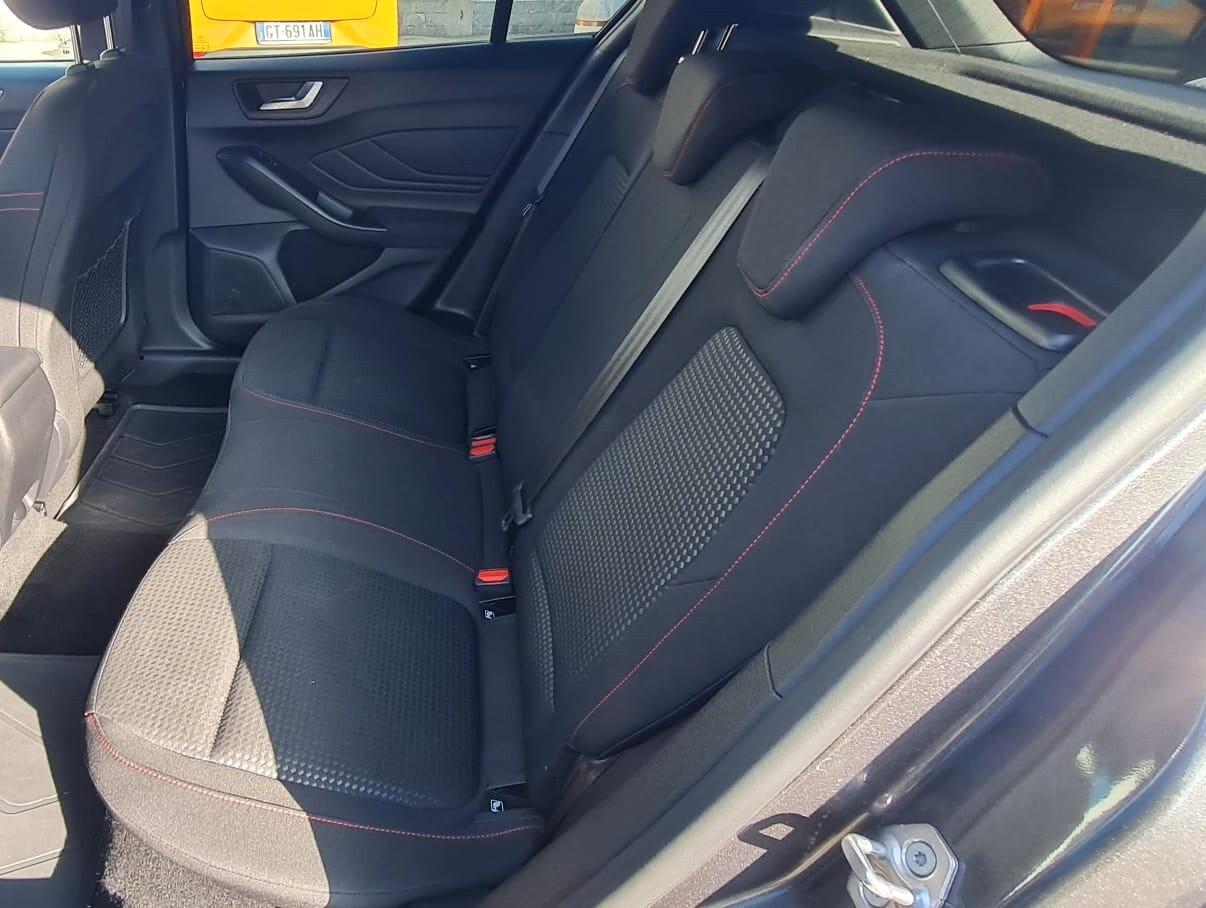 Ford Focus 1.0 EcoBoost Hybrid 125 CV 5p. ST-Line