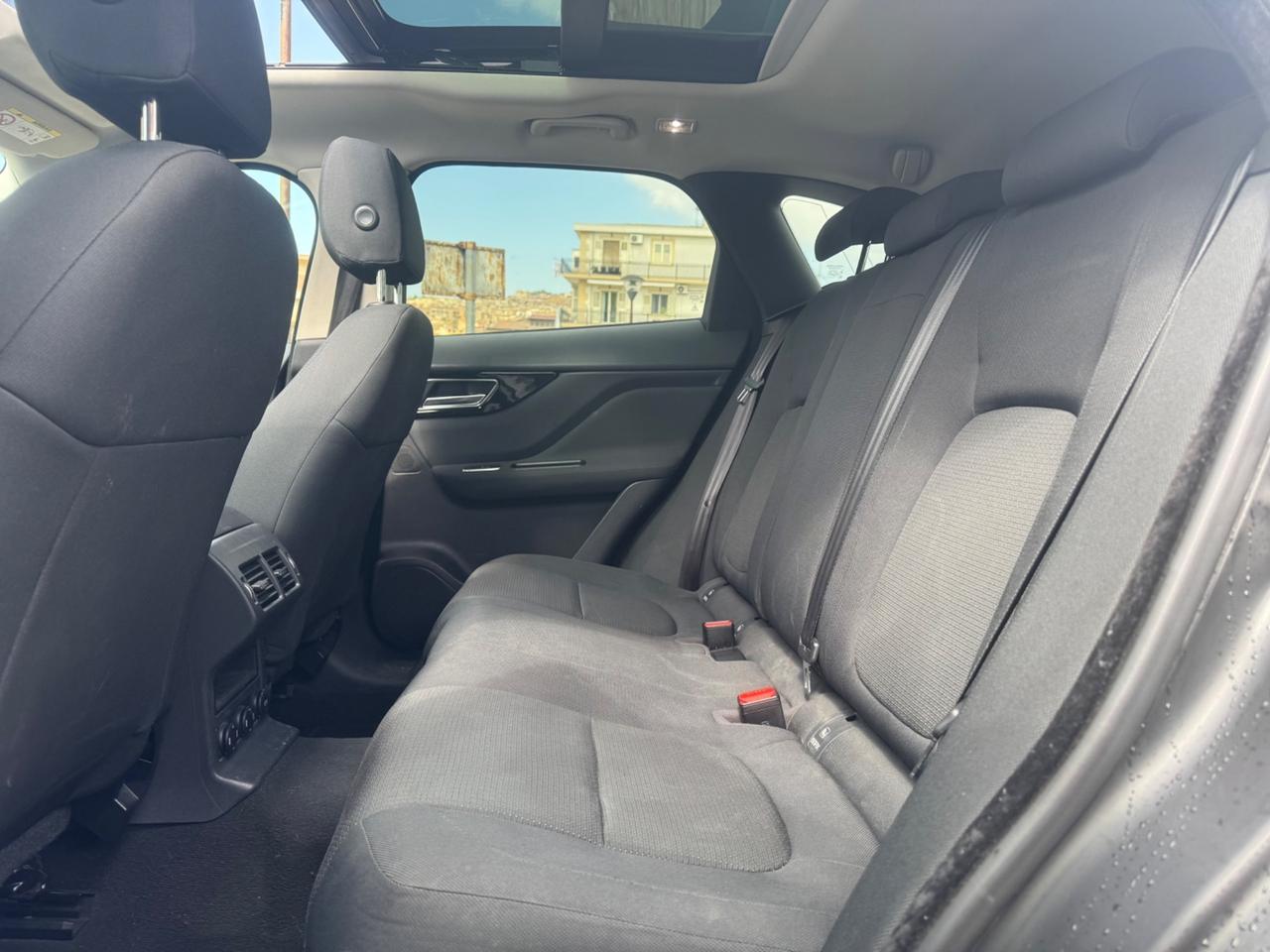 JAGUAR F-PACE 20D 180 CV PRESTIGE FULL TETTO VIRTUAL