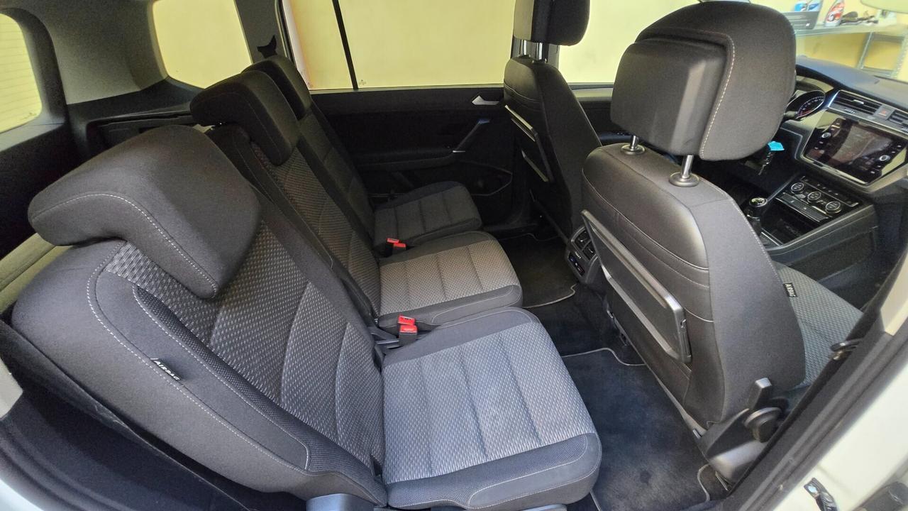 Volkswagen Touran 2.0 TDI 150 CV SCR Executive Blu