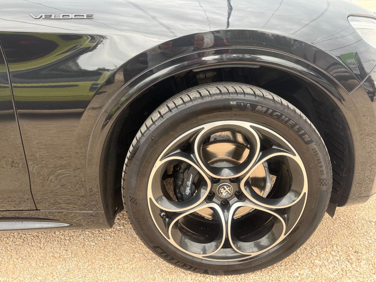 Alfa Romeo Stelvio 2.2 Turbodiesel 210 CV AT8 Q4 Veloce TOTAL BLACK