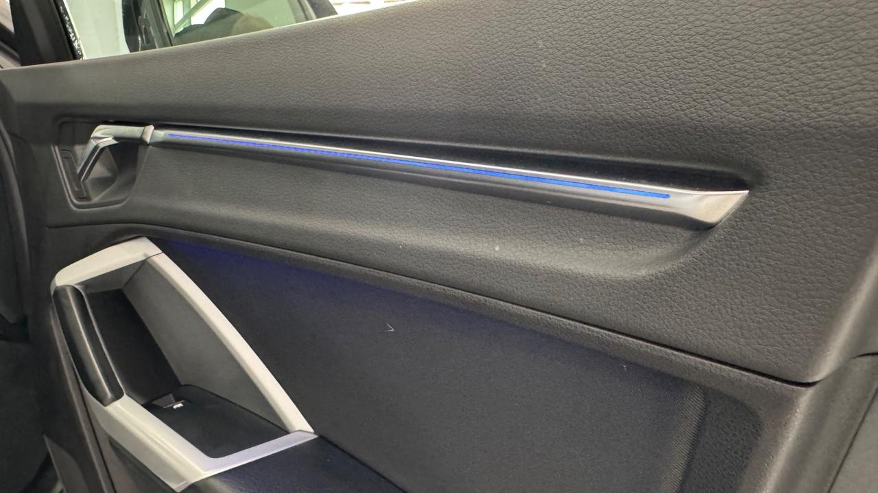 Audi Q3 35 TDI S tronic line edition-2020