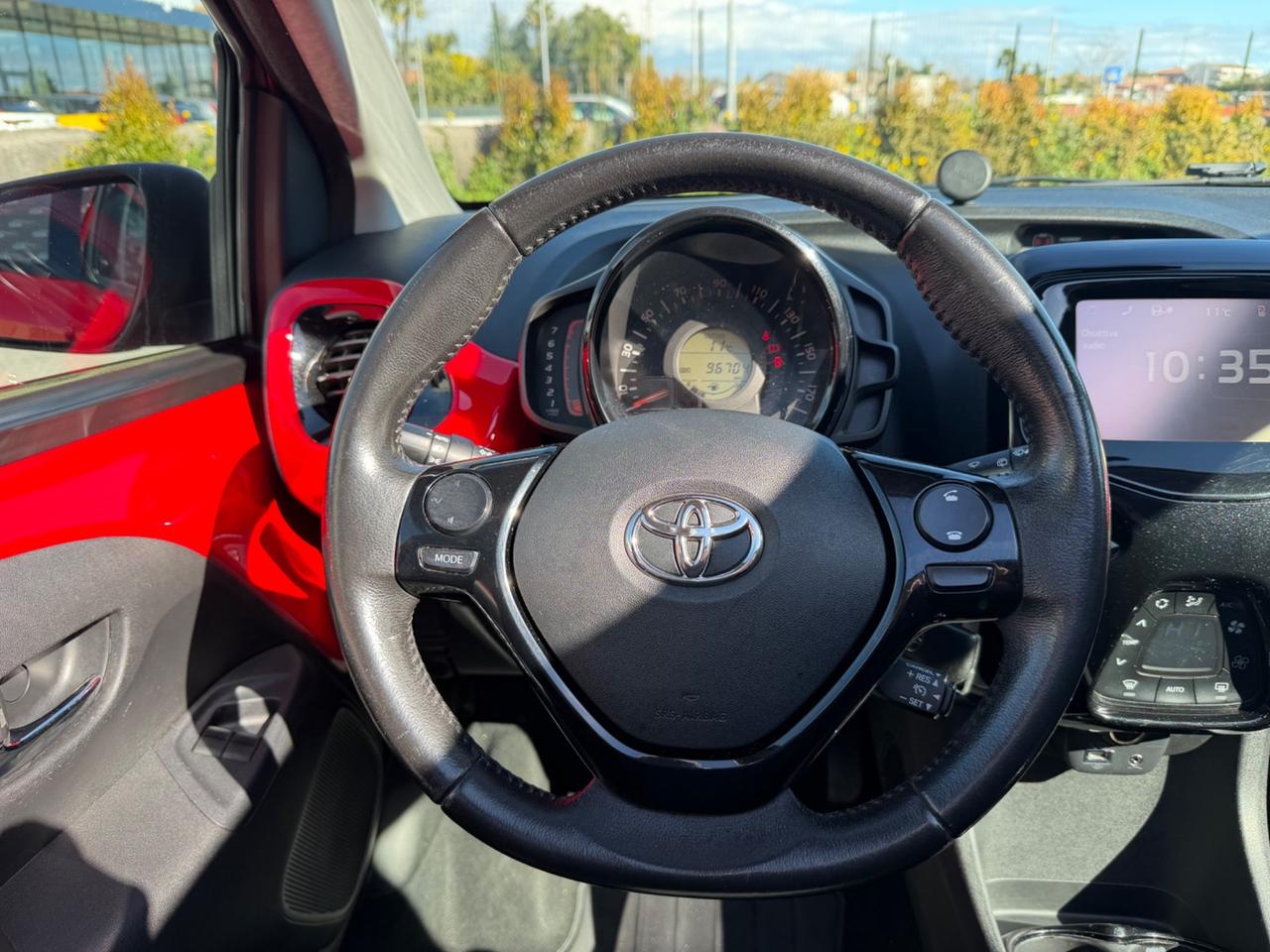 Toyota Aygo 1.0 VVT-i 69 CV 5 porte x-wave