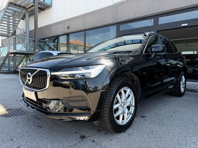 VOLVO XC60 B4 (d) AWD Geartronic Momentum Pro/TETTO APRIBILE