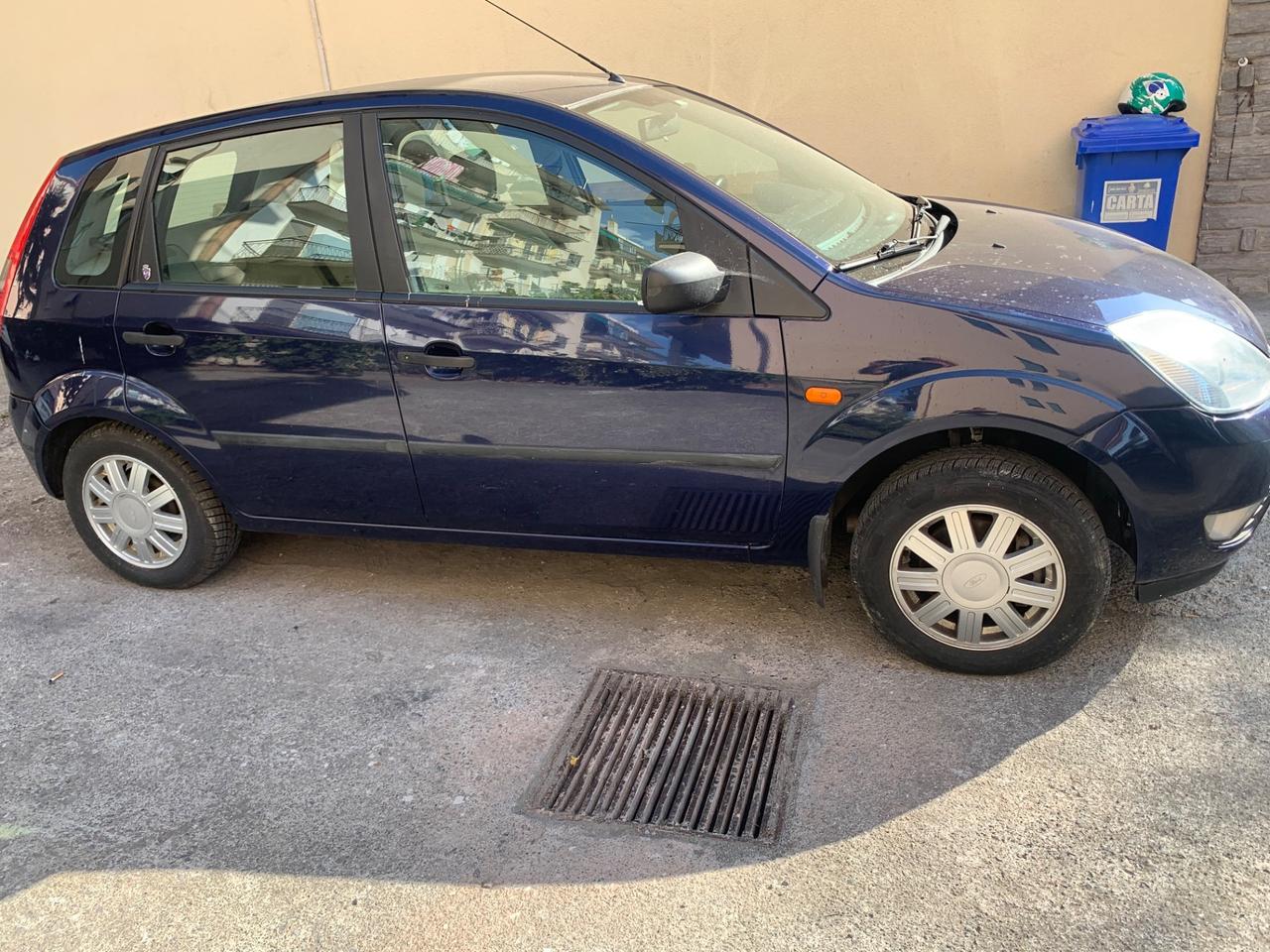 Ford Fiesta 1.4 16V 5p. Ghia km 60000