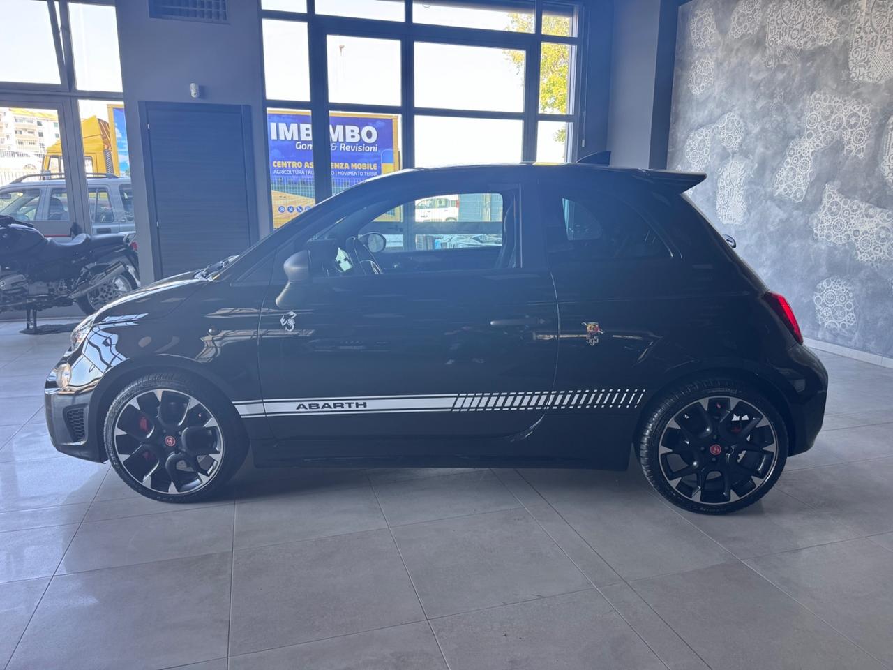 ABARTH 500 COMPETIZIONE - SABELT 180CV MY2022