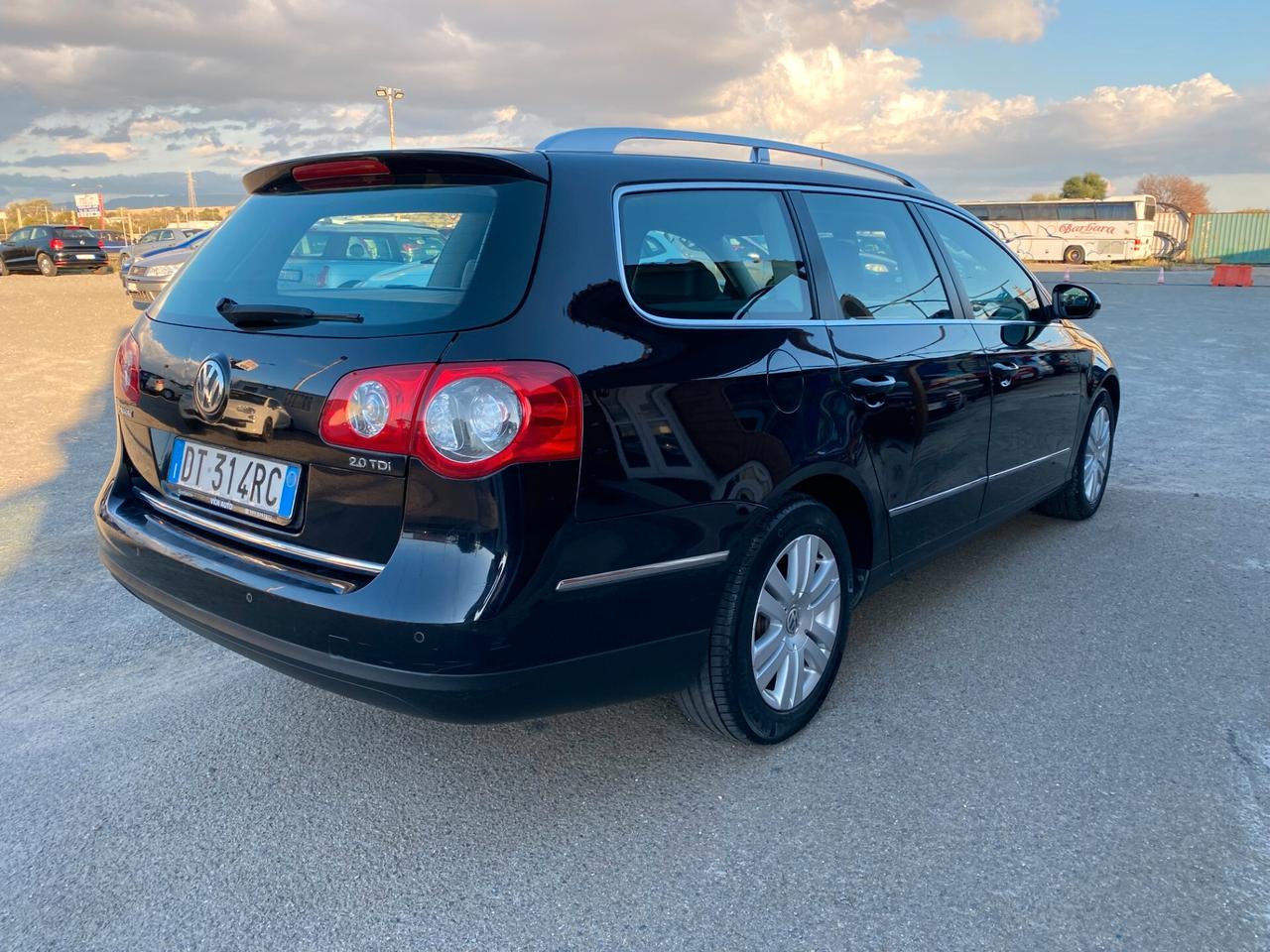 VOLKSWAGEN Passat SW 2.0 TDI UNIPRO'