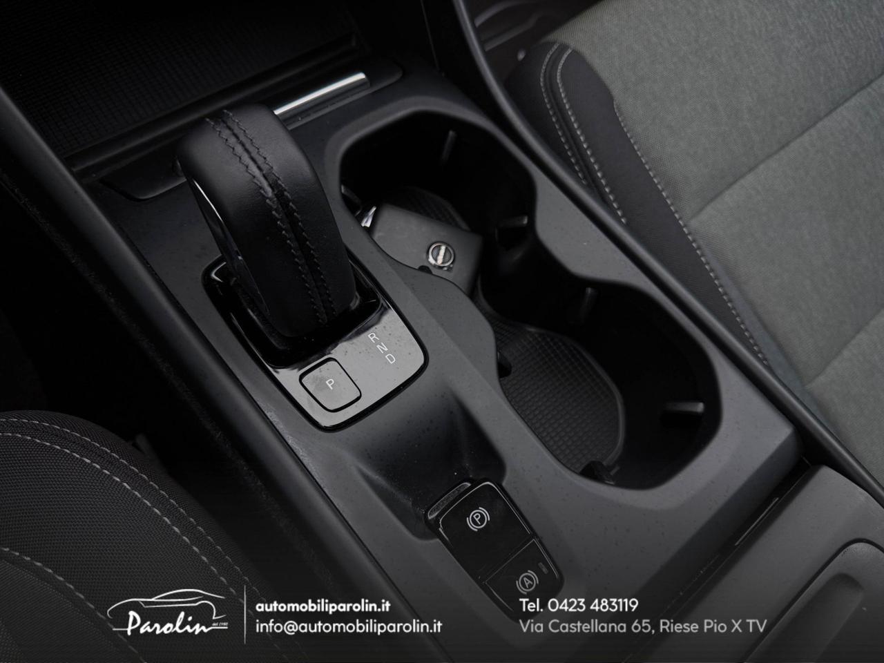 Volvo XC40 1.5 t3 Momentum Pro Telecamera-Cerchi 19''
