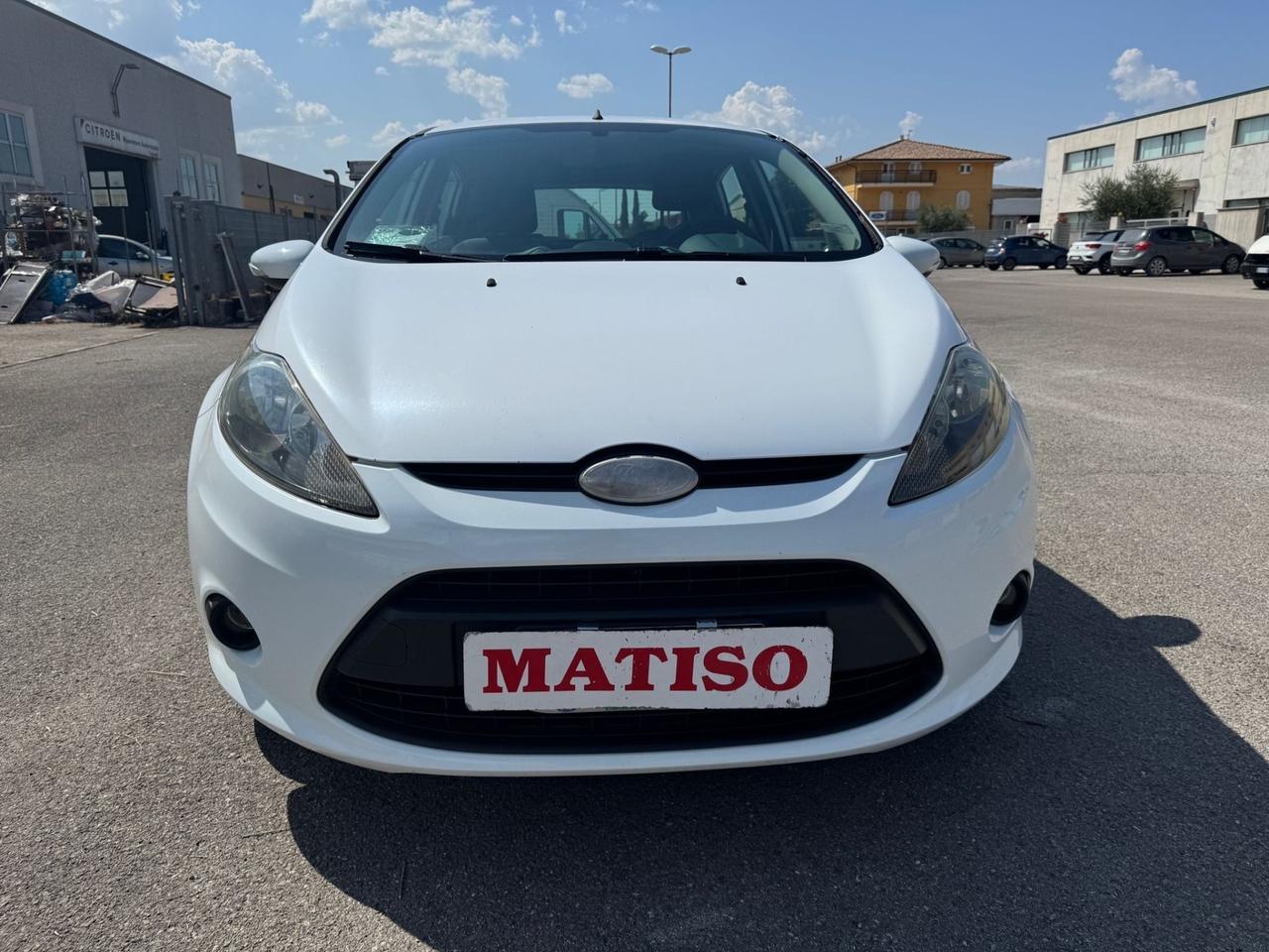 Ford Fiesta 1.4 TDCi 68CV 5 porte Titanium