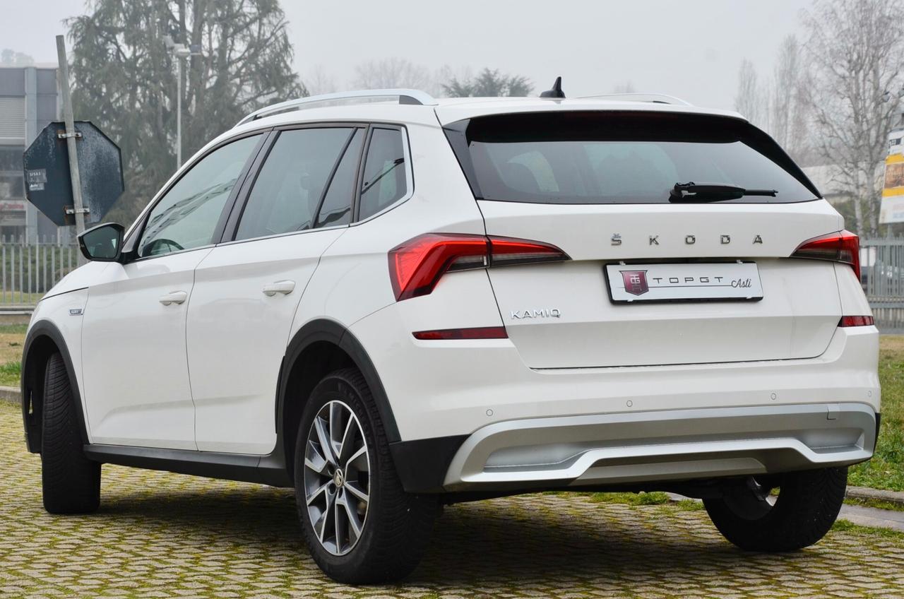 SKODA KAMIQ 1.0 TSI SCOUTLINE 110cv DSG, UNICO UTILIZZATORE, SERVICE SKODA, UFF ITALIANA, CRYSTAL LIGHTING, RETROCAMERA, PERMUTE