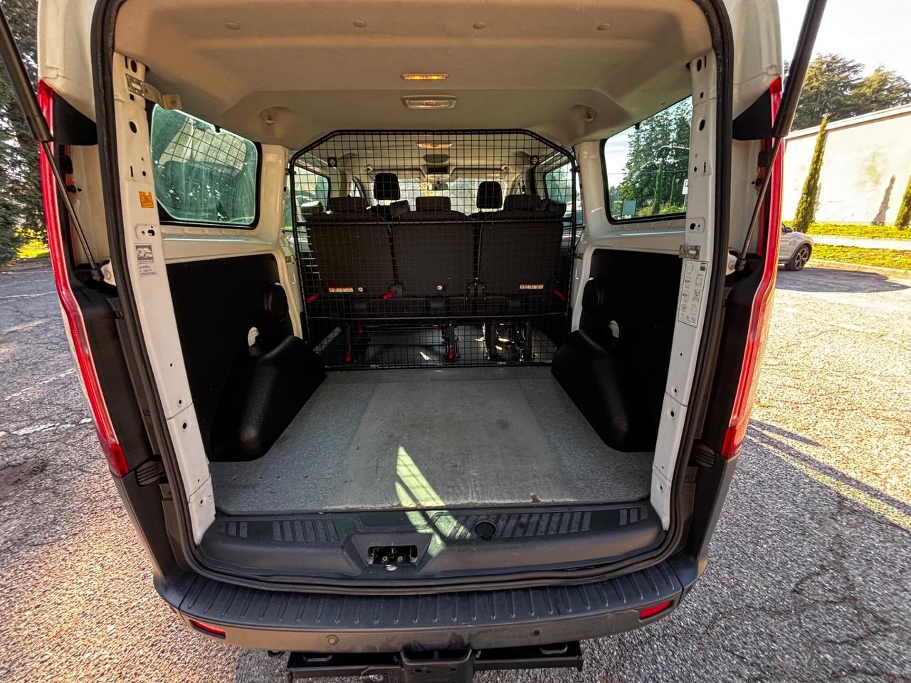 Ford Tourneo Custom N1 5 posti DISTRIBUZIONE APPENA ESEGUITA IN