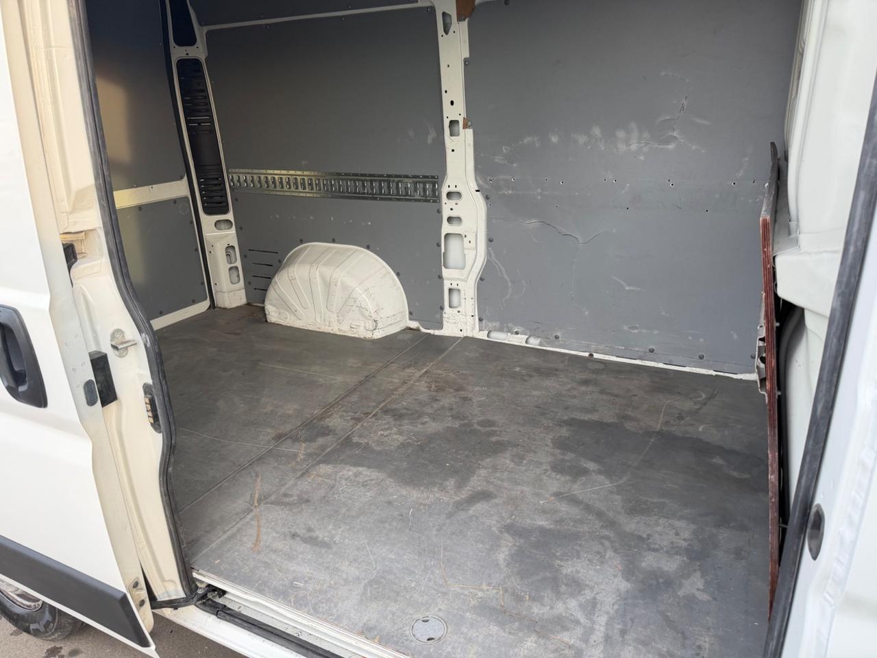 Peugeot Boxer 330 2.2 BlueHDi 140 S&S PM-TM Furgone