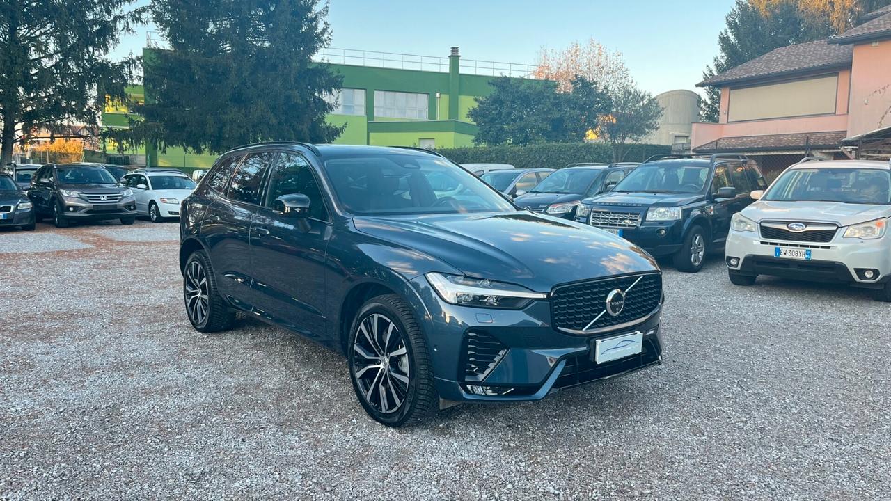 Volvo XC 60 XC60 B4 (d) AWD automatico Ultimate Dark