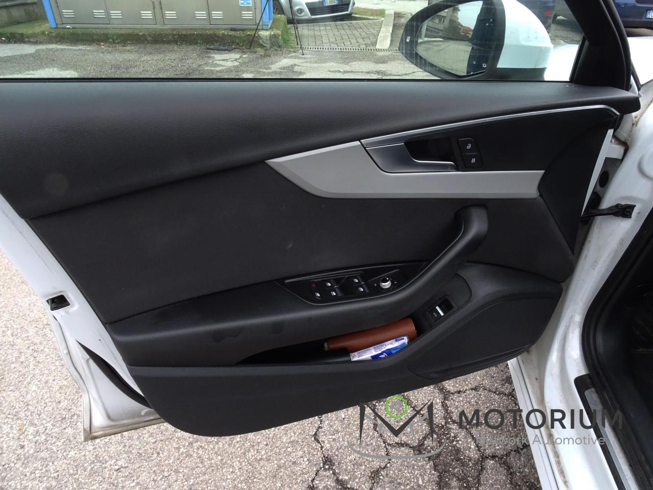 Audi A4 Avant 35 2.0 tdi mhev Business Advanced 163cv s-tronic