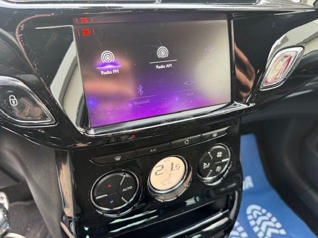 DS AUTOMOBILES DS 3 BlueHDi 100 Performance Line