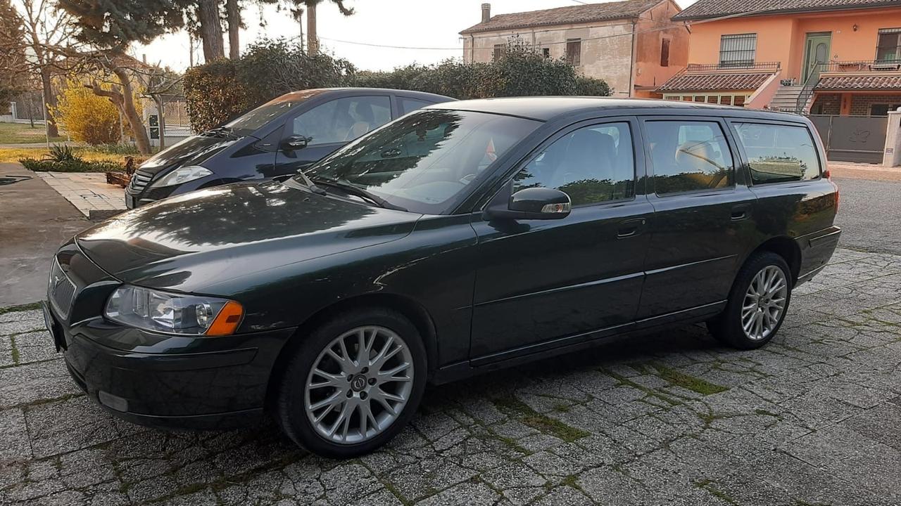 Volvo V70 2.5 Bi-Fuel Metano